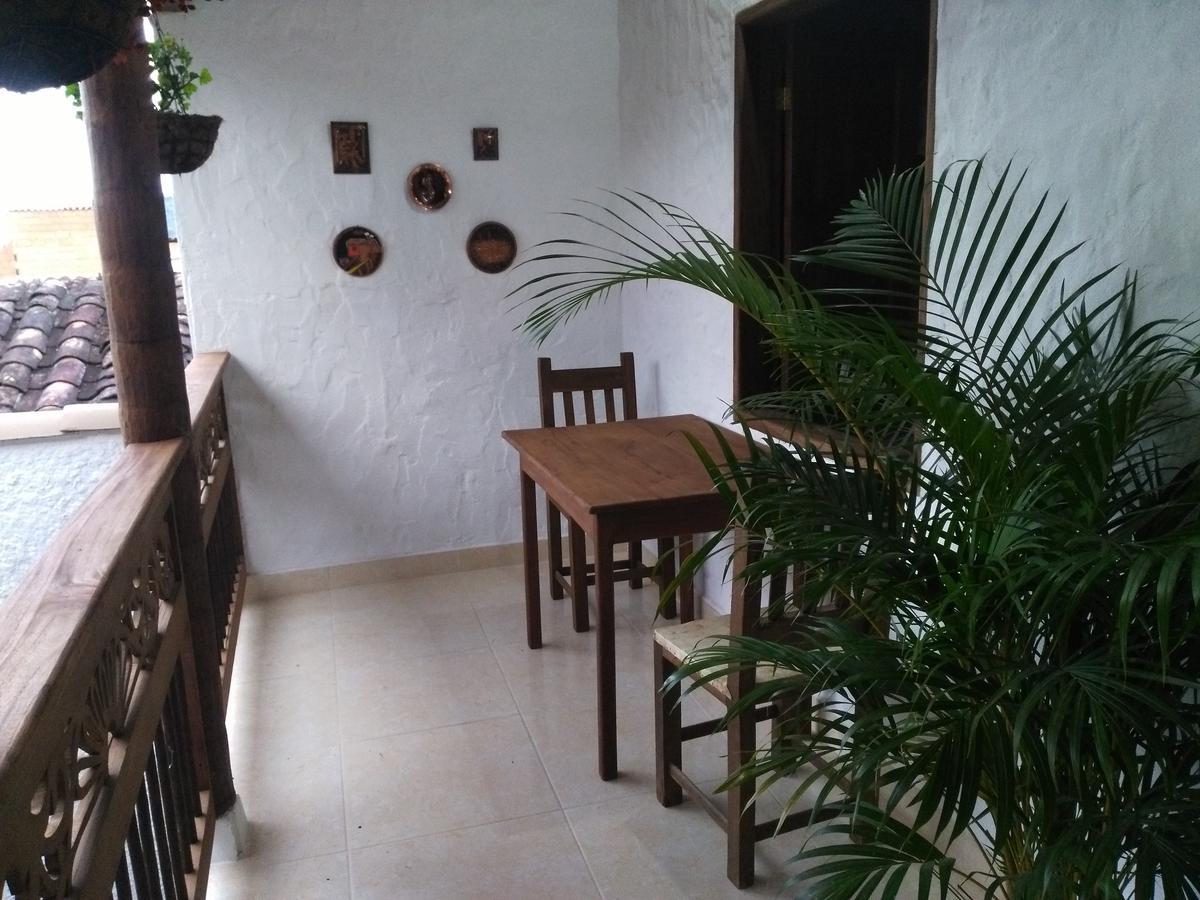 Sergeant Pepper'S Hostel Jardin Bagian luar foto